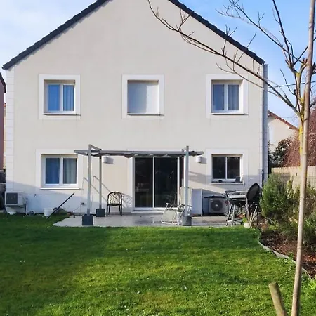 Hotel Maison Individuel 500m Jo 3*